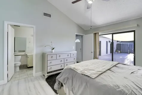 1104 Summit Trail Circle West Palm Beach FL 33415