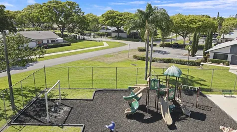 1104 Summit Trail Circle West Palm Beach FL 33415