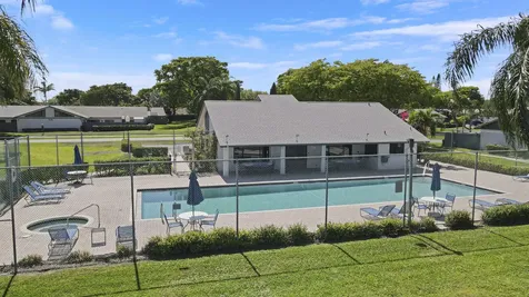 1104 Summit Trail Circle West Palm Beach FL 33415