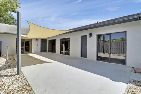 1104 Summit Trail Circle West Palm Beach FL 33415