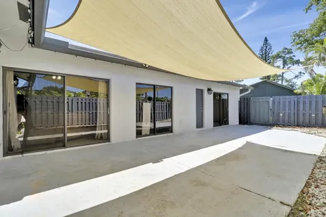 1104 Summit Trail Circle West Palm Beach FL 33415