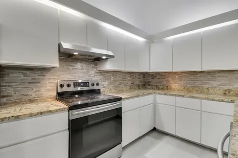 1104 Summit Trail Circle West Palm Beach FL 33415