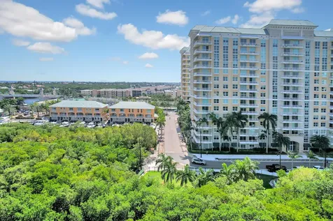 643 Casa Loma Boulevard Boynton Beach FL 33435