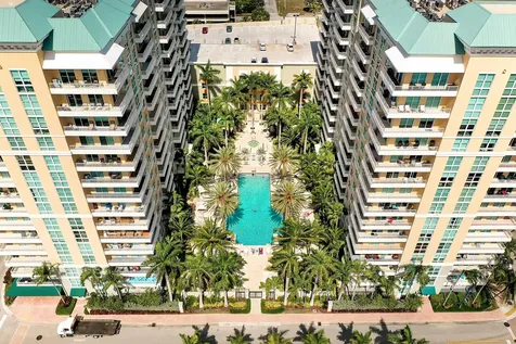 643 Casa Loma Boulevard Boynton Beach FL 33435