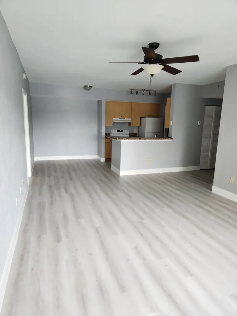 5064 Lantana Road Lake Worth FL 33463