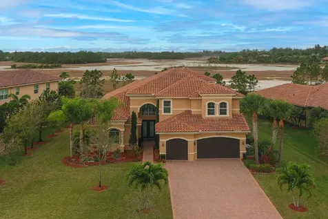 7733 Maywood Crest Drive Palm Beach Gardens FL 33412