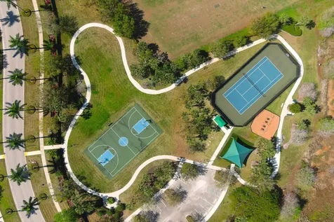 7733 Maywood Crest Drive Palm Beach Gardens FL 33412