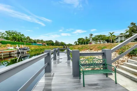 2320 Sw 22nd Avenue Delray Beach FL 33445