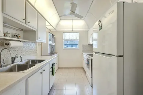 2320 Sw 22nd Avenue Delray Beach FL 33445