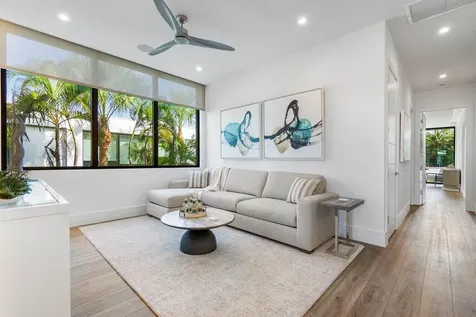 142 Ne Wavecrest Way Boca Raton FL 33432