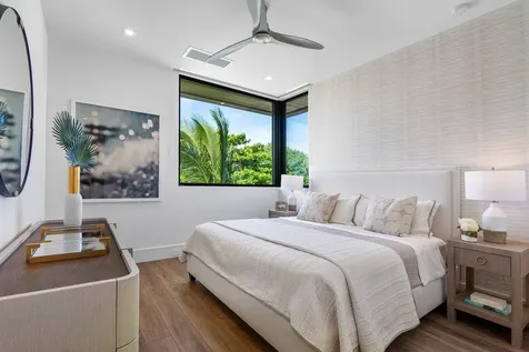 142 Ne Wavecrest Way Boca Raton FL 33432