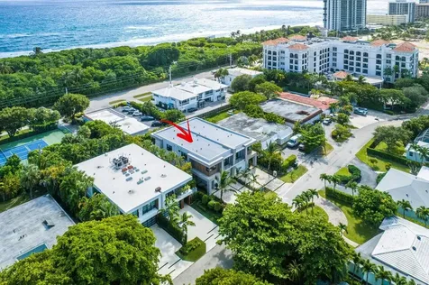 142 Ne Wavecrest Way Boca Raton FL 33432