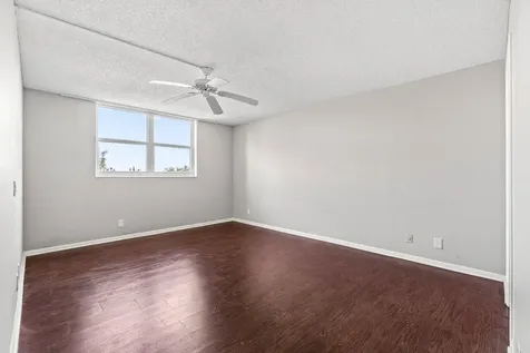 5700 Nw 2nd Avenue Boca Raton FL 33487