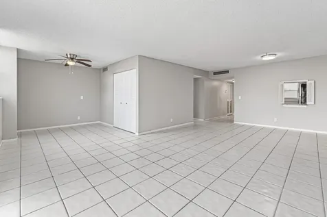 5700 Nw 2nd Avenue Boca Raton FL 33487