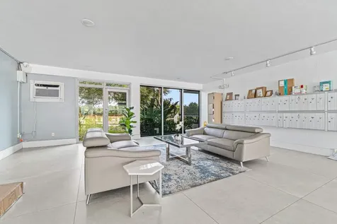 5700 Nw 2nd Avenue Boca Raton FL 33487