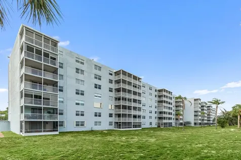 5700 Nw 2nd Avenue Boca Raton FL 33487