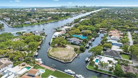 12935 S Shore Drive Palm Beach Gardens FL 33410