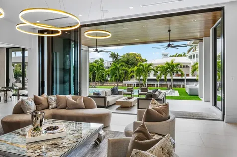 989 Marble Way Boca Raton FL 33432