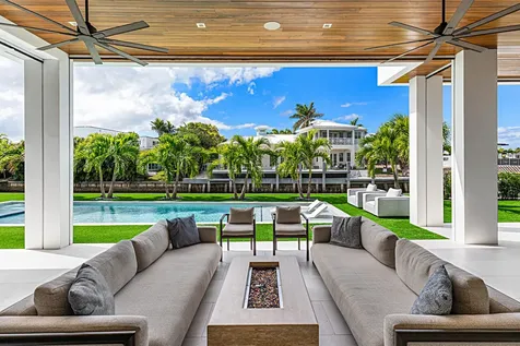 989 Marble Way Boca Raton FL 33432