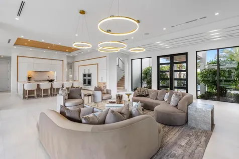 989 Marble Way Boca Raton FL 33432