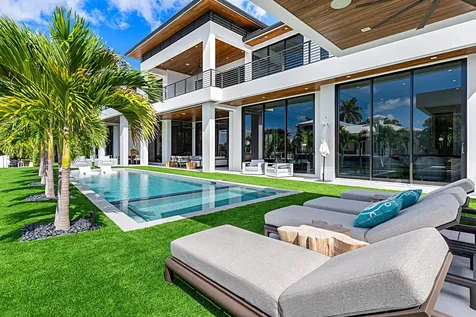 989 Marble Way Boca Raton FL 33432
