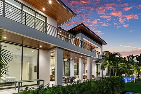 989 Marble Way Boca Raton FL 33432