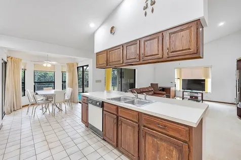 2684 Nw 27th Terrace Boca Raton FL 33434