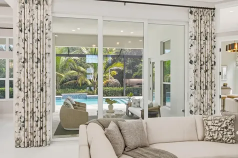 204 Strand Square Vero Beach FL 32963