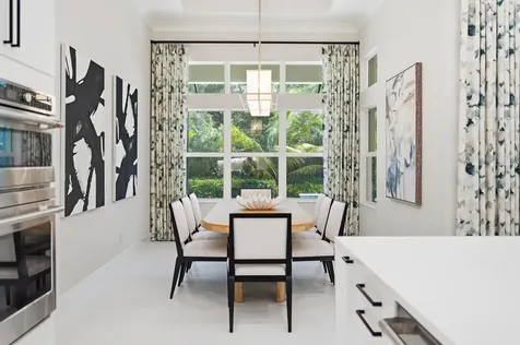 204 Strand Square Vero Beach FL 32963