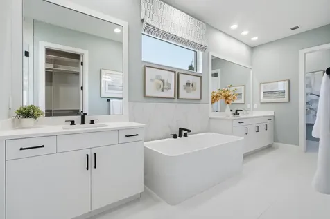 204 Strand Square Vero Beach FL 32963