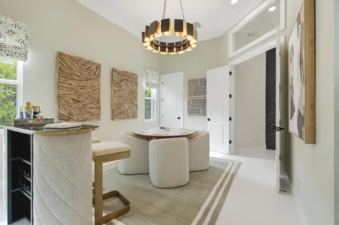 204 Strand Square Vero Beach FL 32963