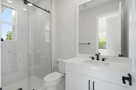 204 Strand Square Vero Beach FL 32963