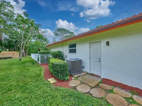 2868 Nw 24th Terrace Terrace Boca Raton FL 33431
