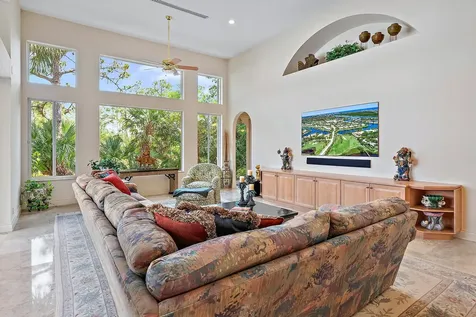 6088 Wildcat Run West Palm Beach FL 33412