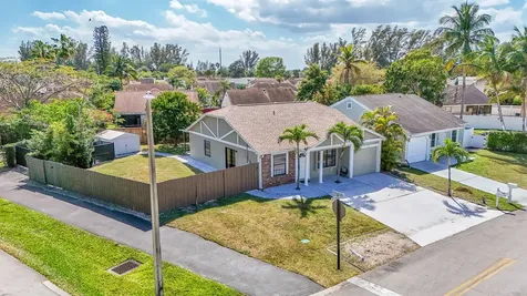 11120 N Terradas Lane Boca Raton FL 33428