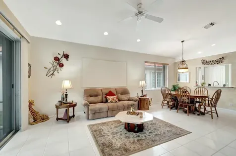 8126 Brindisi Lane Boynton Beach FL 33472