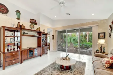 8126 Brindisi Lane Boynton Beach FL 33472