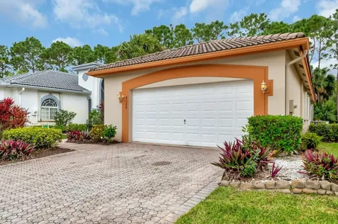 8126 Brindisi Lane Boynton Beach FL 33472