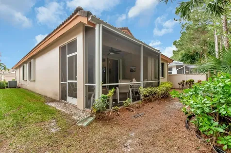 8126 Brindisi Lane Boynton Beach FL 33472