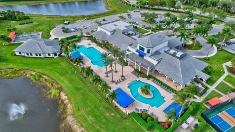 8126 Brindisi Lane Boynton Beach FL 33472