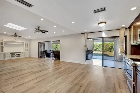 2502 Sw 23rd Cranbrook Drive Boynton Beach FL 33436