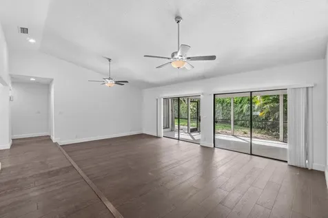 6881 Villas Drive Boca Raton FL 33433