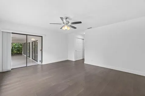 6881 Villas Drive Boca Raton FL 33433