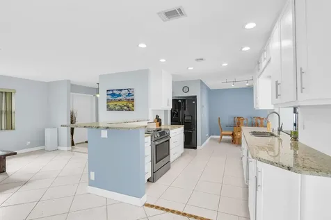 1241 Sw 27th Avenue Boynton Beach FL 33426