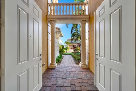 6397 Montesito Street Boca Raton FL 33496