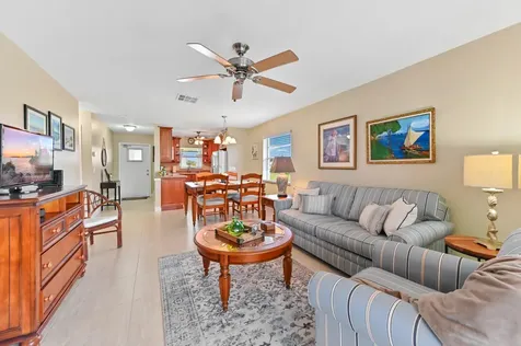 200 Leisure Lake Circle Boynton Beach FL 33426