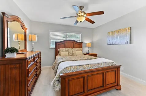 200 Leisure Lake Circle Boynton Beach FL 33426