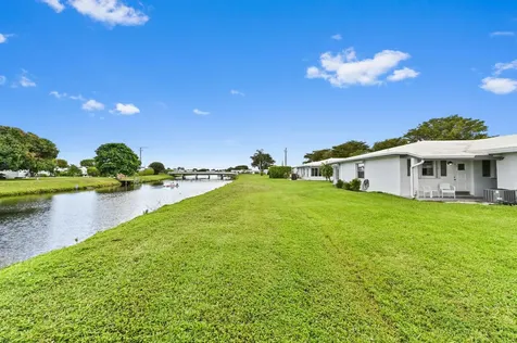 200 Leisure Lake Circle Boynton Beach FL 33426
