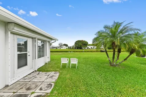 200 Leisure Lake Circle Boynton Beach FL 33426