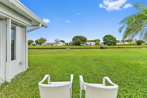 200 Leisure Lake Circle Boynton Beach FL 33426